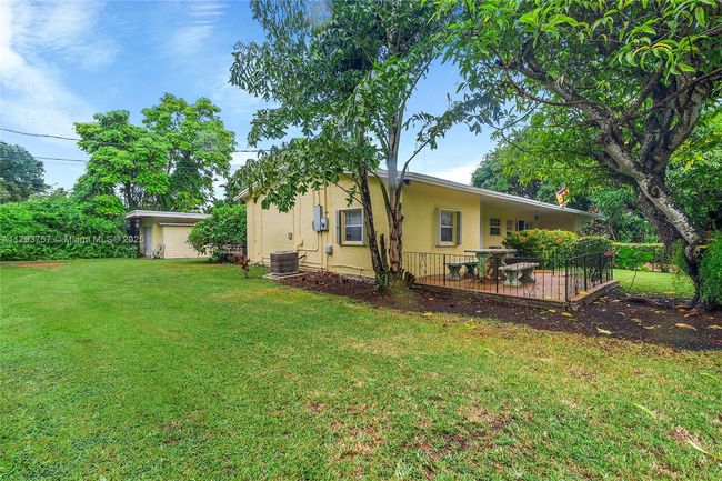 13101 Sw 82 Nd Ave, House other with 4 bedrooms, 2 bathrooms and null parking in Pinecrest FL | Image 31
