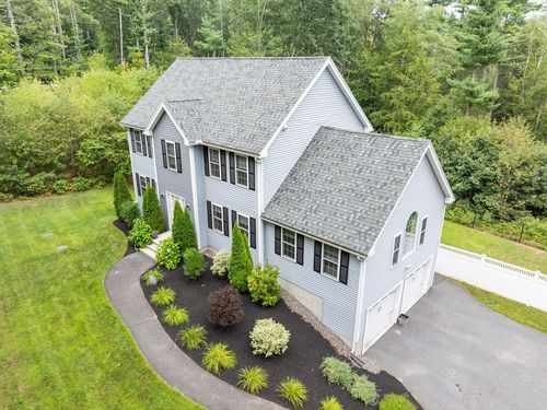 55 Reservoir Rd, Lunenburg, MA, 01462-1526 | Card Image