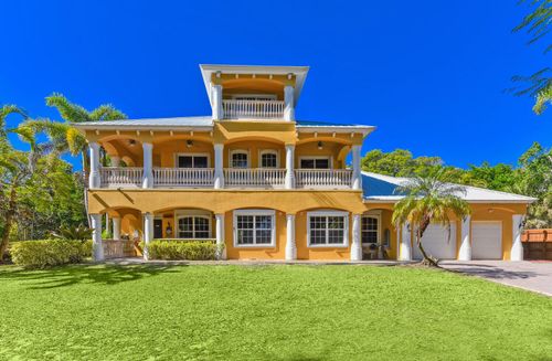 8073 S Indian River Dr, Fort Pierce, FL, 34982-7818 | Card Image