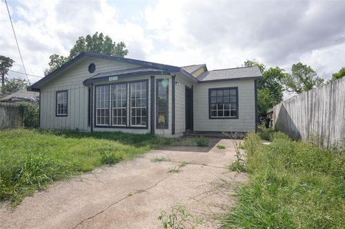 4815 Sayers St, Houston, TX, 77026-2664 | Card Image