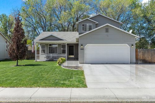 2005 S Plateau Dr, Nampa, ID, 83686-4705 | Card Image