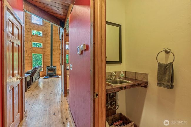 Main Floor 1/2 Bath | Image 37
