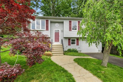 1 Jared Ct, North Providence, RI, 02911-1837 | Card Image