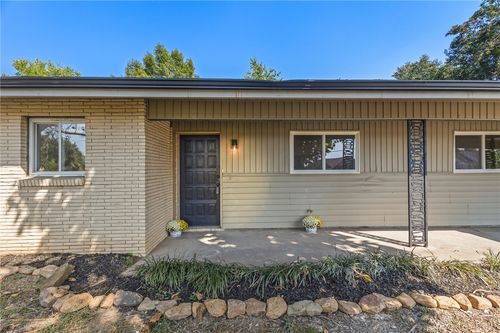 10714 Viney Grove Rd, Prairie Grove, AR, 72753-9169 | Card Image