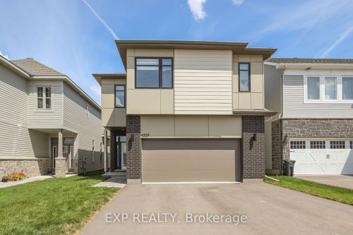 4559 Kelly Farm Drive, Blossom Park - Airport and Area, ON, K1X0E7 | Card Image