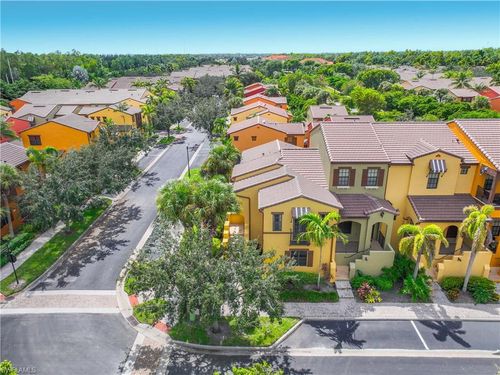 8501-9114 Capistrano St, NAPLES, FL, 34113-3248 | Card Image