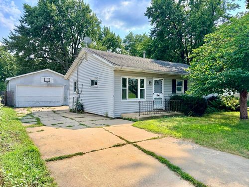 1111 Evans Ave, Machesney Park, IL, 61115-2966 | Card Image