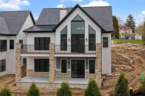 204 Lakeview Ln, Beaver Dam, WI, 53916-1901 | Card Image