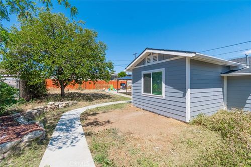 1146 Orange Ave, Beaumont, CA, 92223-1902 | Card Image