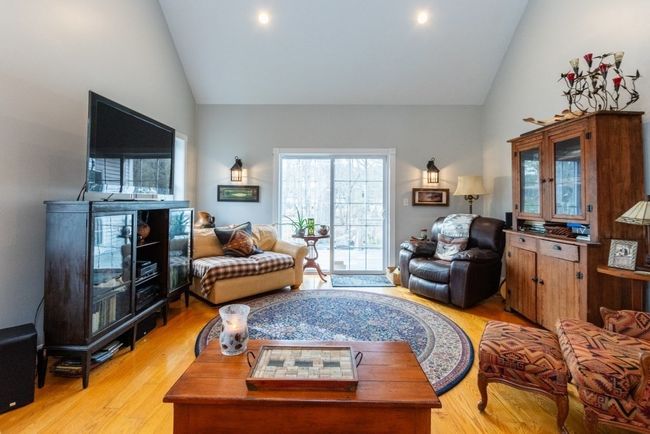 A - 80 Mechanic St, Condo with 3 bedrooms, 3 bathrooms and 3 parking in Foxborough MA | Image 12