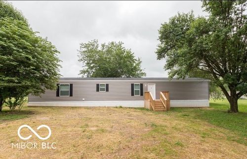359 Gentlemen Pl, Cloverdale, IN, 46120-8856 | Card Image