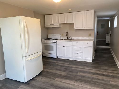 1-99 Mammoth Rd, Lowell, MA, 01854 | Card Image