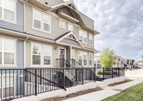 408 Cranbrook Sq Se, Calgary, AB, T3M3K8 | Card Image