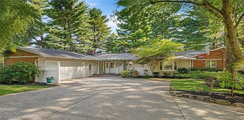 671 S Sheraton Drive, Akron, OH, 44319 | Card Image