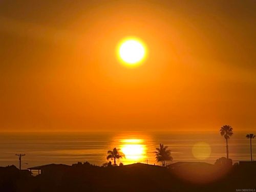 1576 Lorraine, Encinitas, CA, 92024 | Card Image