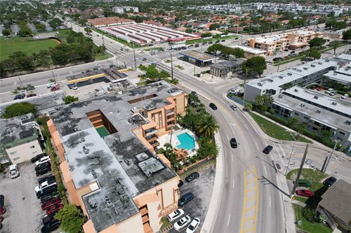 apt-313-6780 W 2nd Ct, Hialeah, FL, 33012-6775 | Card Image