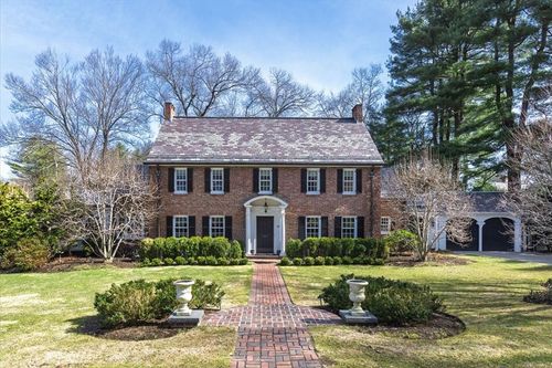 10 Clark Rd, Wellesley, MA, 02481-6735 | Card Image