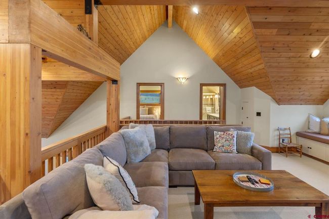 Airy & Spacious | Image 25