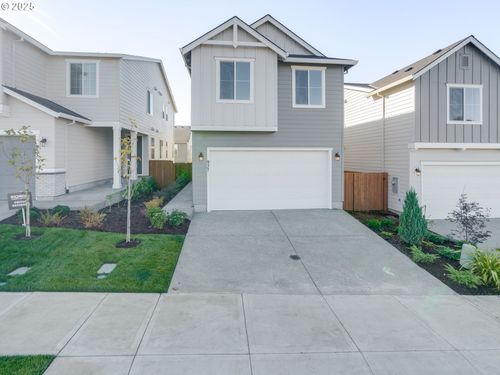 937 Nw 178th Way, Ridgefield, WA, 98642-6700 | Card Image