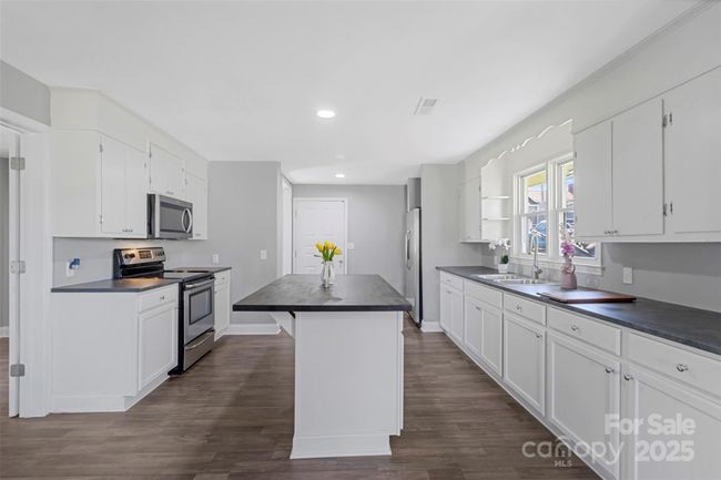 205 Buffalo St, House other with 2 bedrooms, 1 bathrooms and null parking in union SC | Image 8