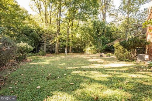 6710 Persimmon Tree Rd, BETHESDA, MD, 20817-4320 | Card Image