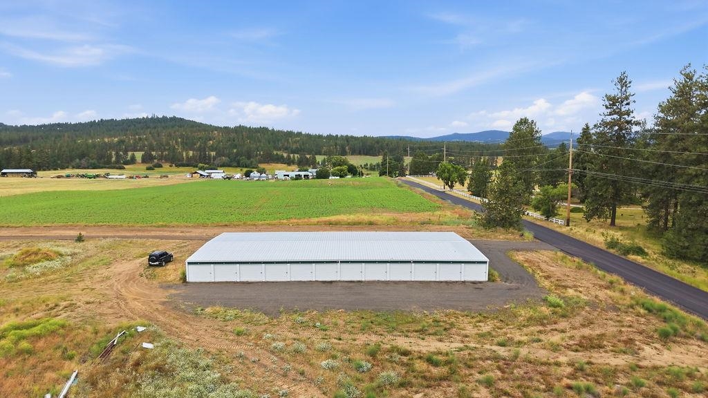 Commercial Sale in Colbert 2