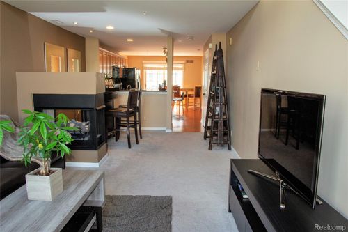 112-1446 Raliegh Pl, Troy, MI, 48084-7055 | Card Image