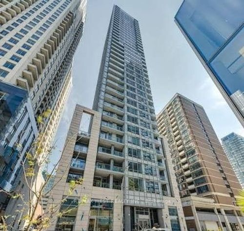 1004-21 Balmuto St, Toronto, ON, M4Y1W4 | Card Image