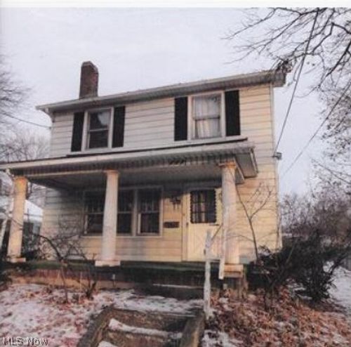 1822 Lincoln Way Nw, Massillon, OH, 44647-6136 | Card Image
