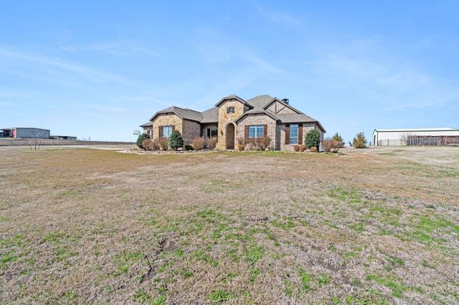 617 Zmolek Rd, House other with 3 bedrooms, 3 bathrooms and null parking in Ennis TX | Image 37