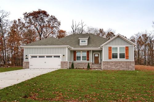 55 Berkshire Dr, Bella Vista, AR, 72714-4027 | Card Image