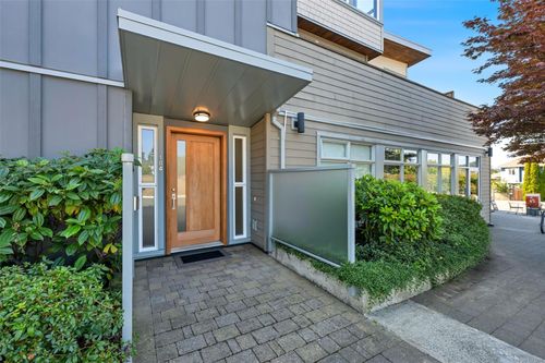 104-4343 Tyndall Ave, Saanich, BC, V8N3R9 | Card Image