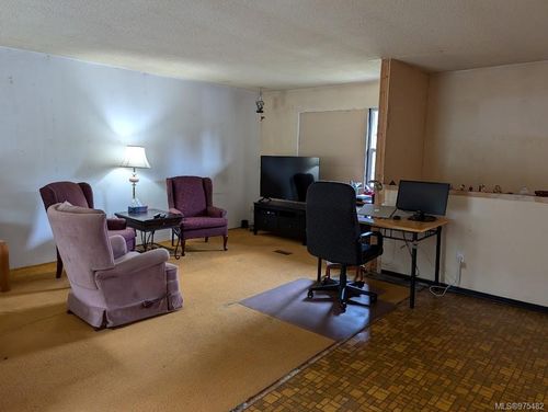 953 Poplar Way, Whiskey Creek, BC, V9K1T5 | Card Image