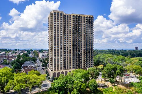 apt-14l-7855 Boulevard E, North Bergen, NJ, 07047-5986 | Card Image