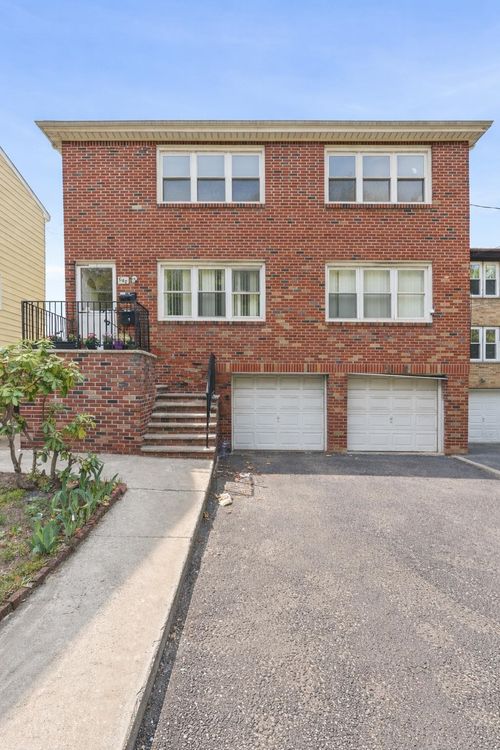 2-648 Fairview Ave, Fairview, NJ, 07022-1809 | Card Image