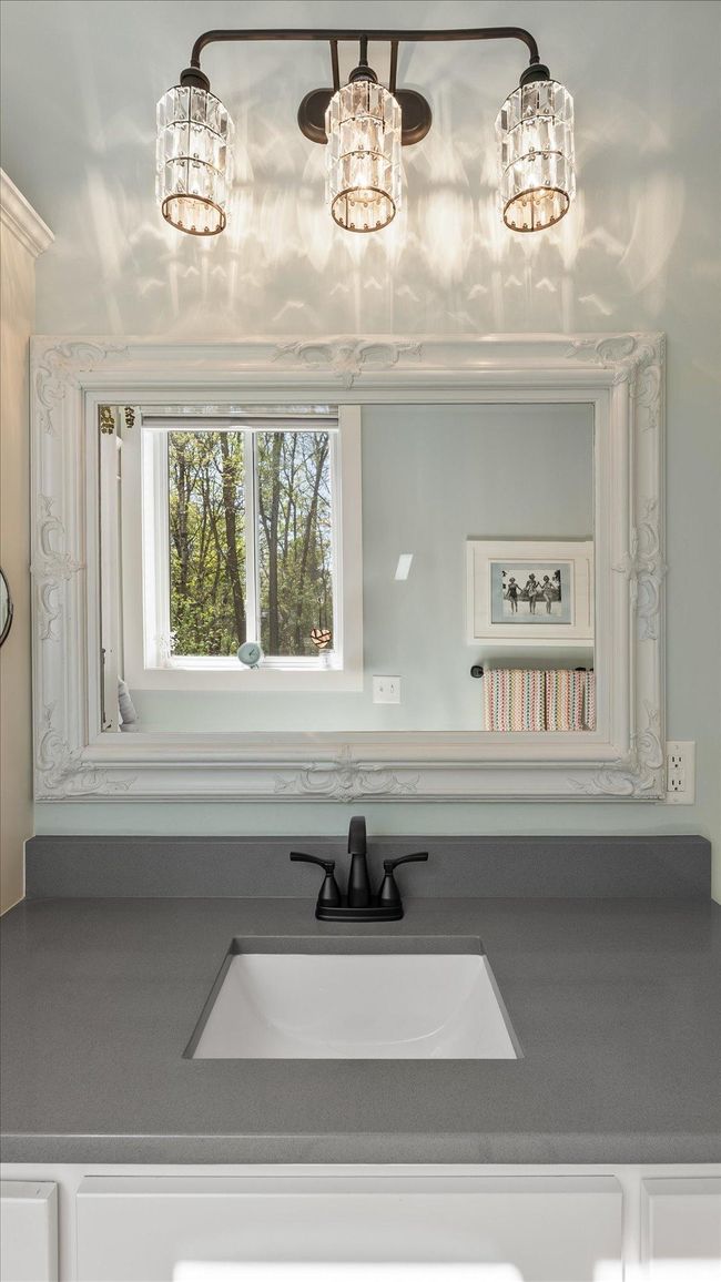 Bath Details.jpg | Image 20