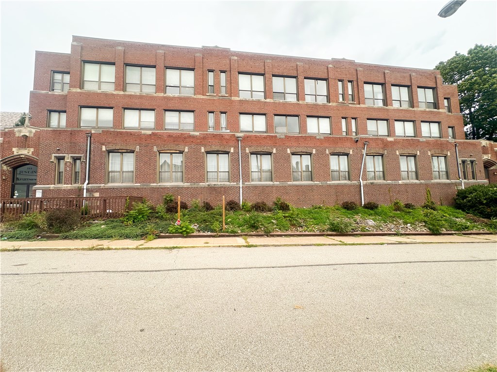 Commercial Sale in Mt Washington 3