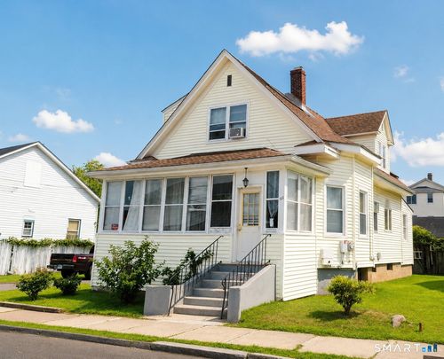 111 Otis St, Hartford, CT, 06114-2539 | Card Image