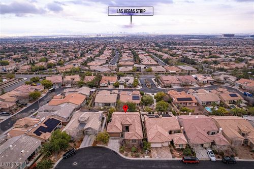 316 Denton Springs Ct, Las Vegas, NV, 89138-1598 | Card Image