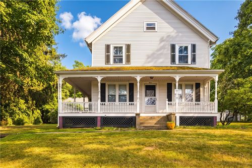 3 Whipple Ave, Smithfield, RI, 02917-3308 | Card Image