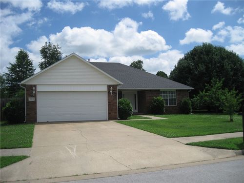 2003 Sw Fir Ave, Bentonville, AR, 72713-7324 | Card Image