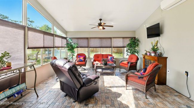 15348 Glossy Ibis Rd, House other with 3 bedrooms, 2 bathrooms and null parking in WEEKI WACHEE FL | Image 37