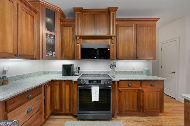 76 Creekside Ct, House other with 4 bedrooms, 4 bathrooms and 2 parking in Zebulon GA | Image 17