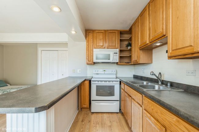 APT-3 - 23 Jamaica Colony, Condo with 0 bedrooms, 1 bathrooms and 2 parking in Fox Lake IL | Image 9