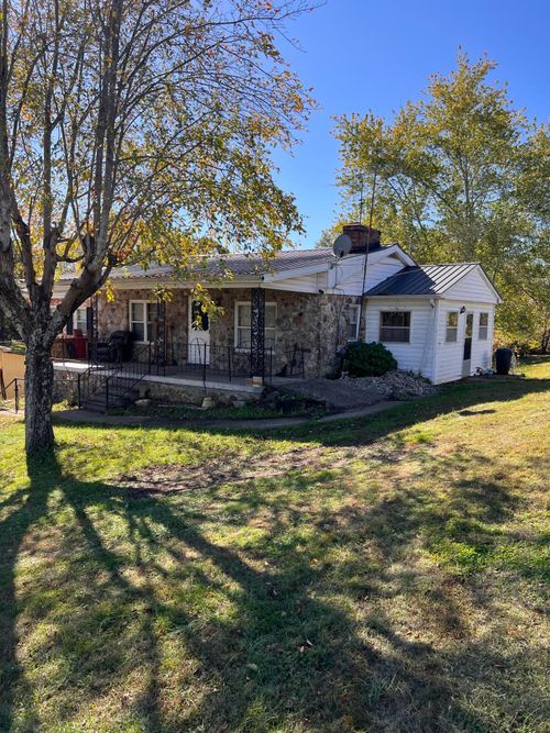 10 Beech Fork Rd, Clay City, KY, 40312-9692 | Card Image