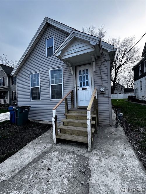 34 Camp St, Buffalo, NY, 14204-1345 | Card Image