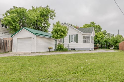 3 Ash St, Kapuskasing, ON, P5N2C7 | Card Image