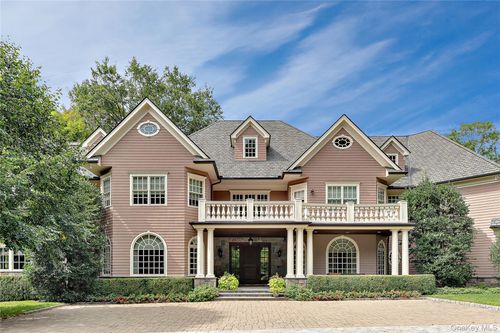 218 Croton Ave, Mount Kisco, NY, 10549-4033 | Card Image