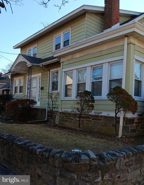 65-beverly-a-1002 Pembroke Ave, LANSDOWNE, PA, 19050-2723 | Card Image