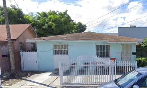 1028 Nw 24th St, Miami, FL, 33127-4255 | Card Image